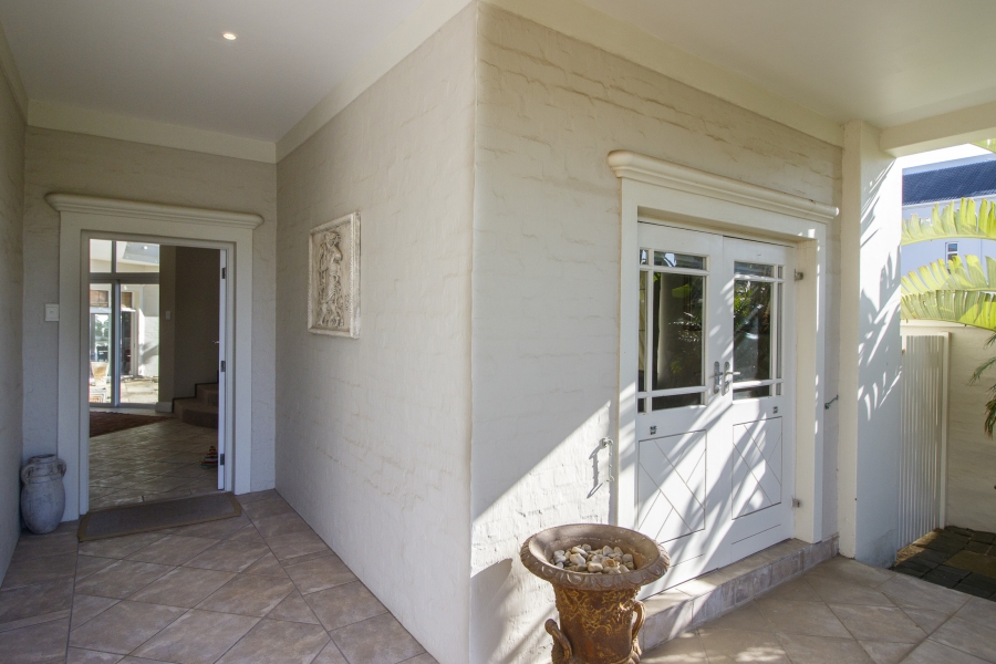 6 Bedroom Property for Sale in Royal Alfred Marina Eastern Cape